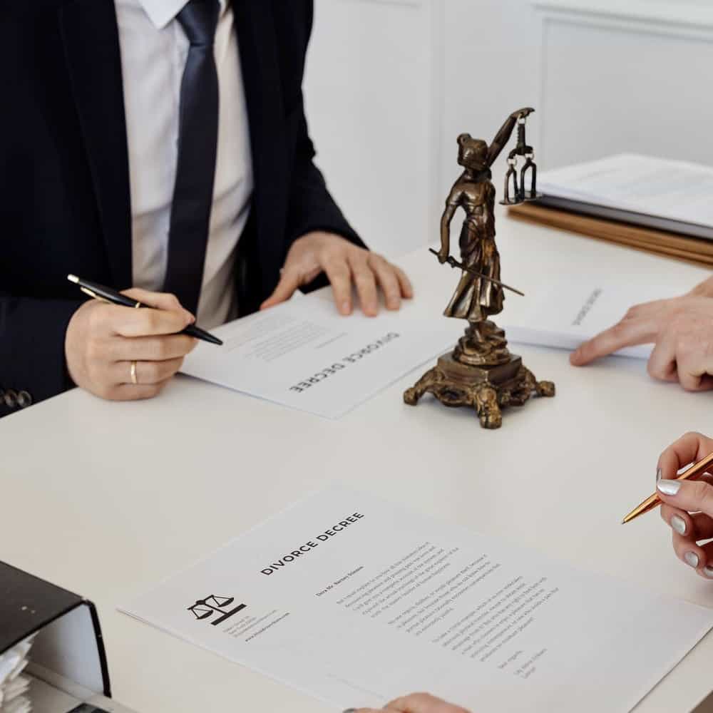 Maintenance and Divorce Allowances in Italy: Cross-Border Financial Implications Explained